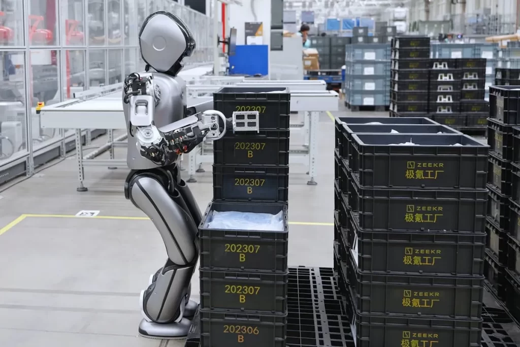 UBTech y Foxconn se unen para revolucionar la fabricación con robots humanoides 2
