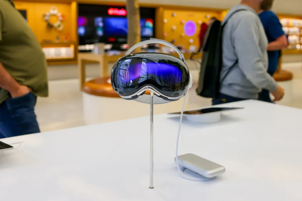 Apple detiene el rediseño del Vision Pro para centrarse en gafas inteligentes con IA 5