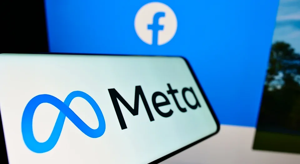 Meta relega el feed de Facebook al segundo plano y lanza hoy su nueva insignia gratuita de verificación por selfie 1